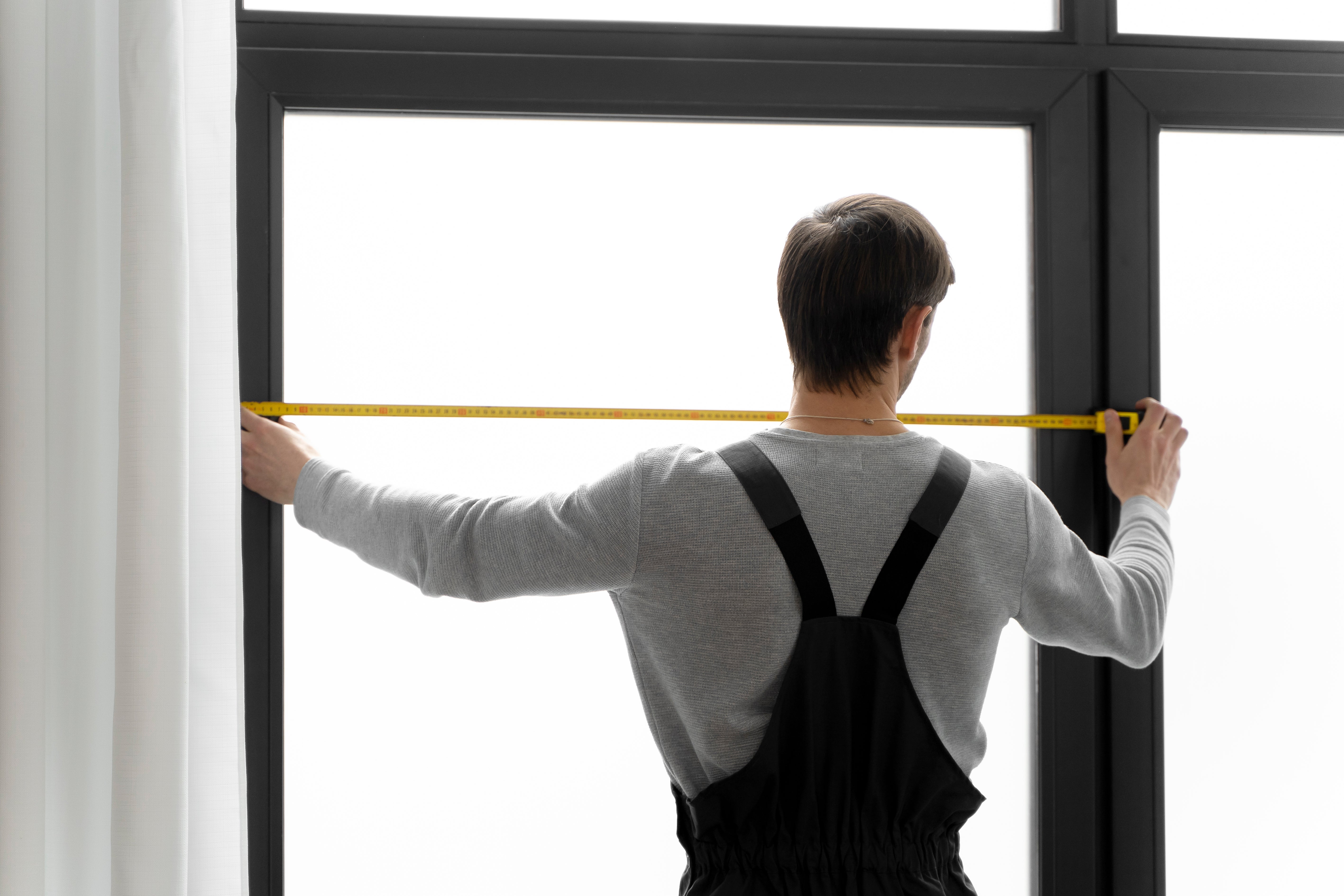 Cortinas por medida: Como pedir o seu orçamento com confiança