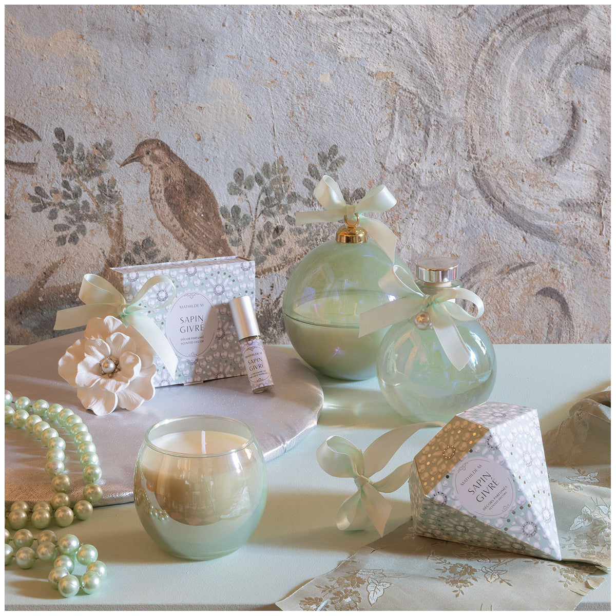 Vela Bola de Natal Perfumada